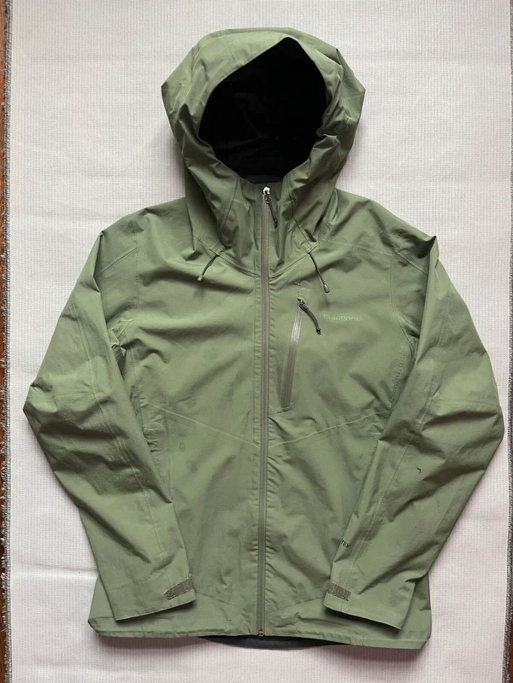Patagonia Women's Granite Crest Rain Jacket - Green, Large