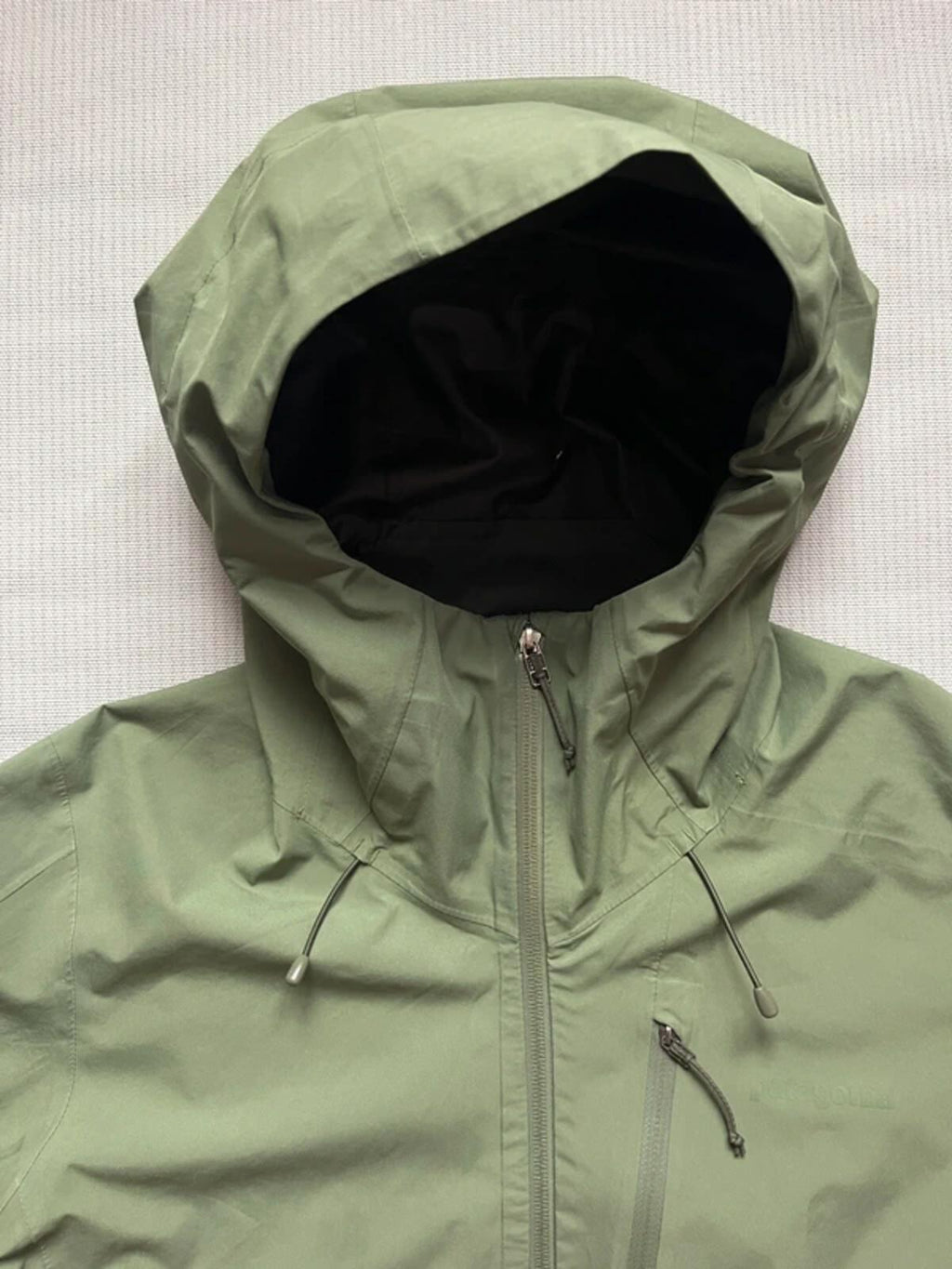 Patagonia Women's Granite Crest Rain Jacket - Green, Large