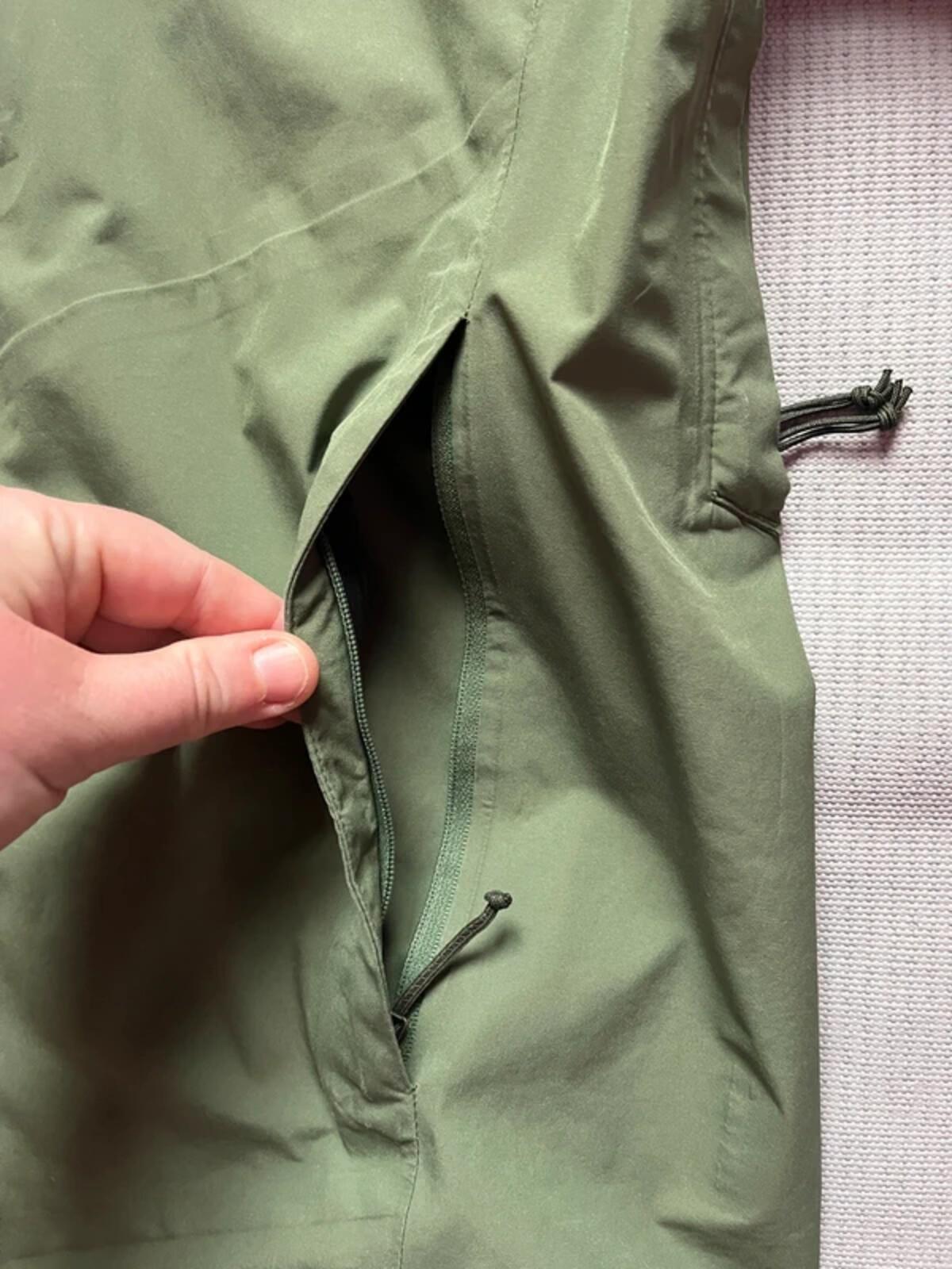 Patagonia Women's Granite Crest Rain Jacket - Green, Large