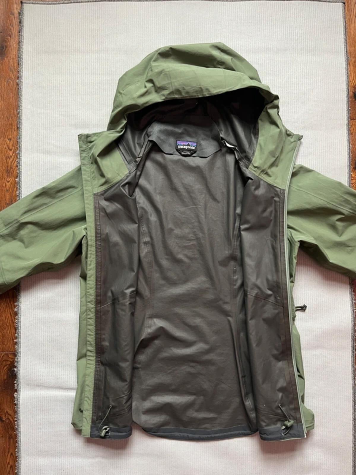Patagonia Women's Granite Crest Rain Jacket - Green, Large