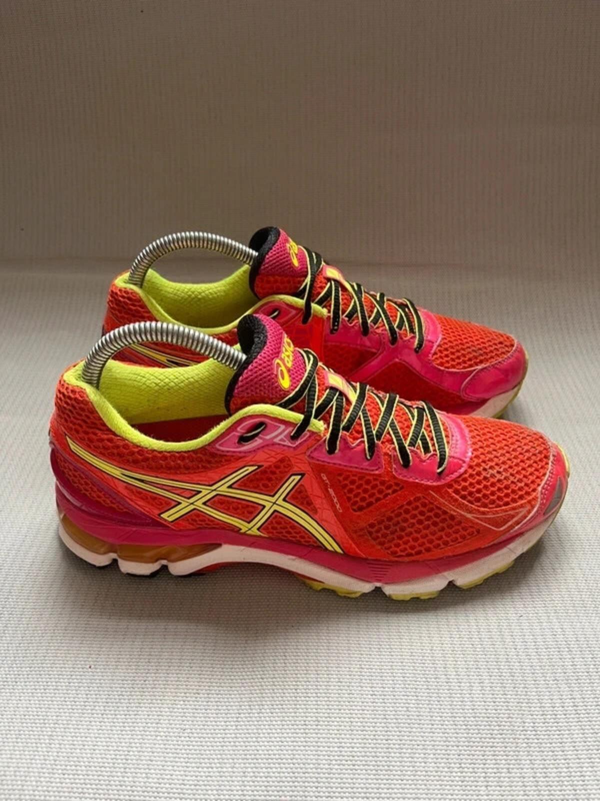 ASICS Women's GT-2000 3 Running Shoes - UK Size 6