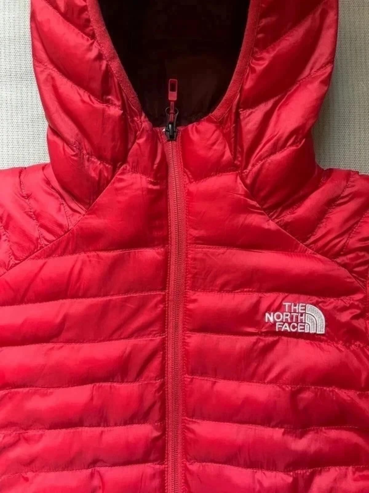 The North Face Men’s Circular Design Down Filled Puffer Jacket - Red, Size Small