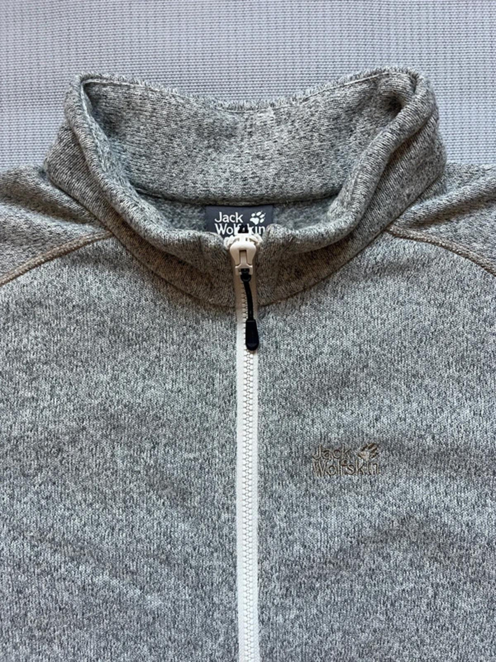 Jack Wolfskin Full Zip Fleece Jacket - Medium, Grey